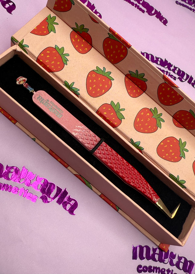 🍓 Strawberry Shortcake Duo Tweezers + Luxury Box – Strawberry Shortcake Collection