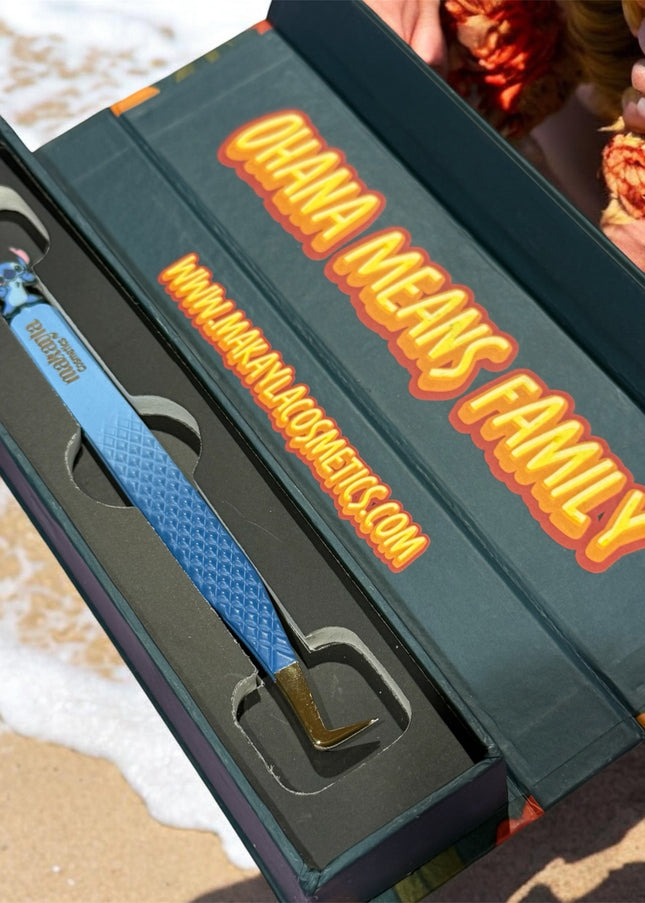 🩵 Stitch tweezer + box