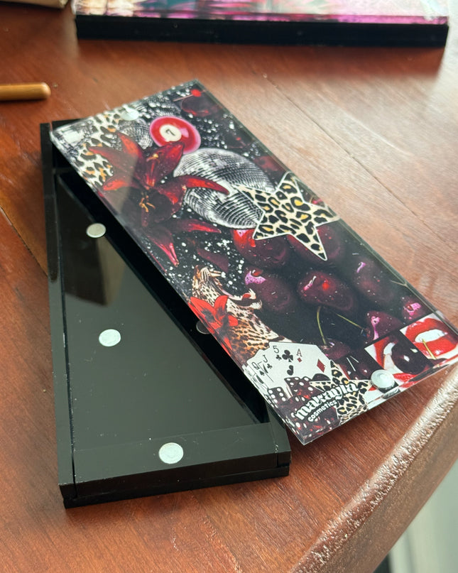 LIMITED EDITION Tweezer box/tile