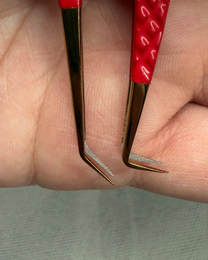 🍒 Cherry Bomb Duo Tweezers + Luxury Box