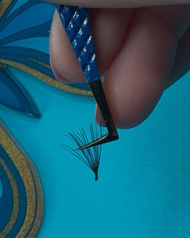 🦋 Butterfly Touch Tweezers