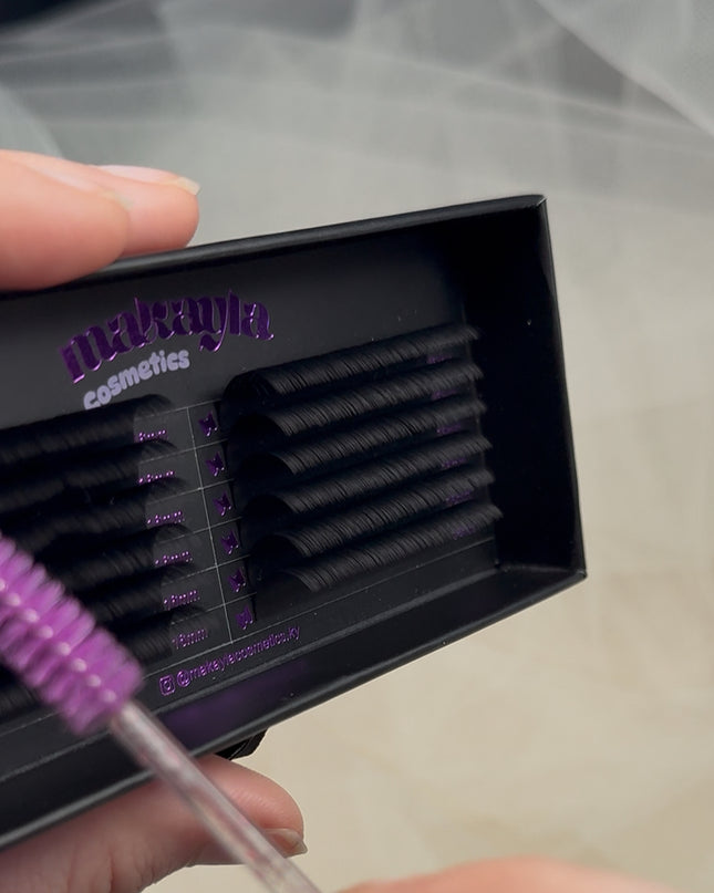 🖤 Cashmere Lash Trays – Ultra Black Edition