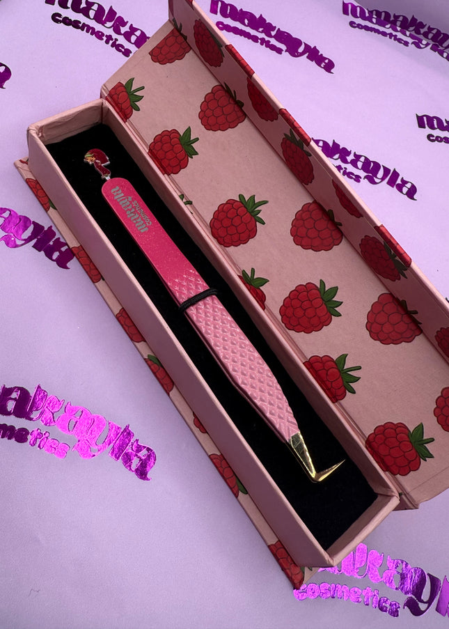 🍇 Raspberry Tart Duo Tweezers + Luxury Box – Strawberry Shortcake Collection